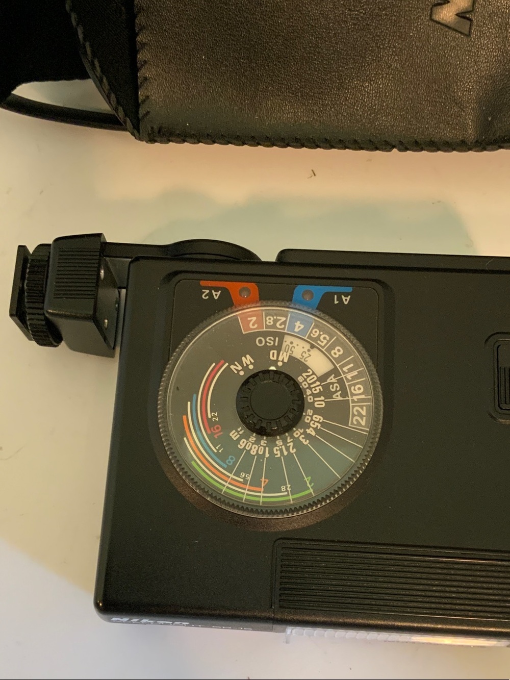 Portable Flash Unit - Picture 2 of 3